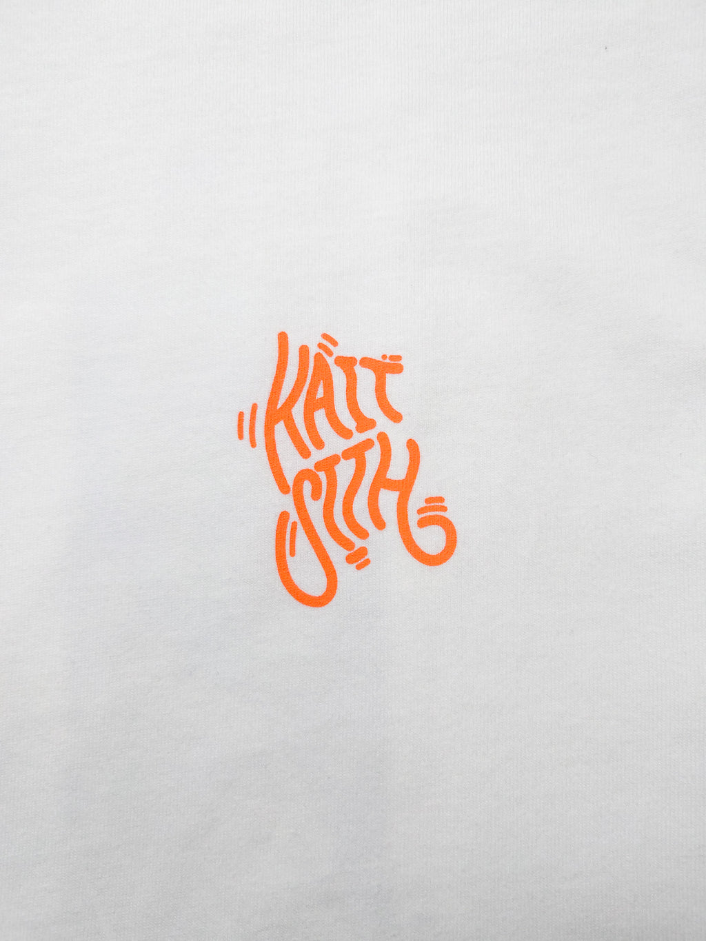 GRAPHIC TEE WHITE