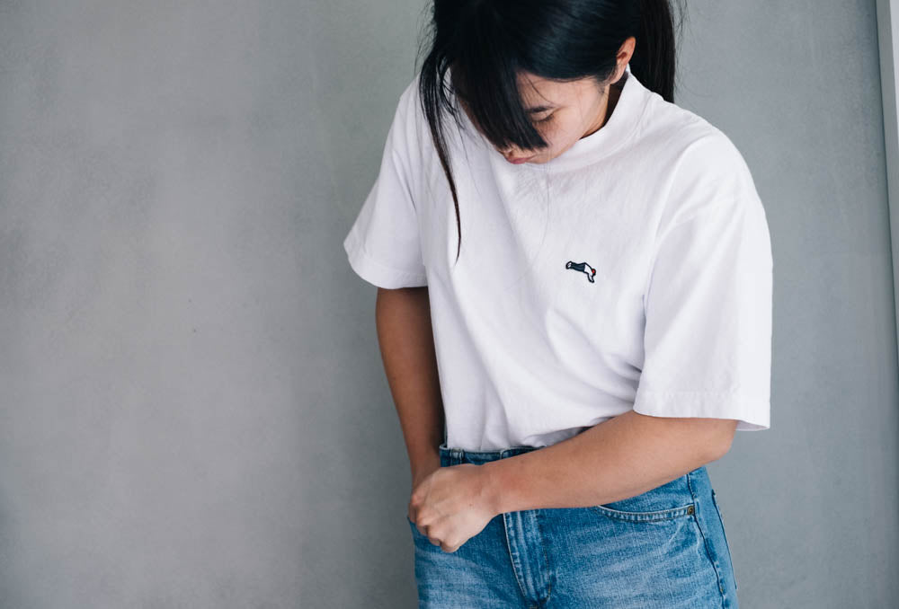 Premium Small Logo Garment Dye Crew Neck T-shirt (White)